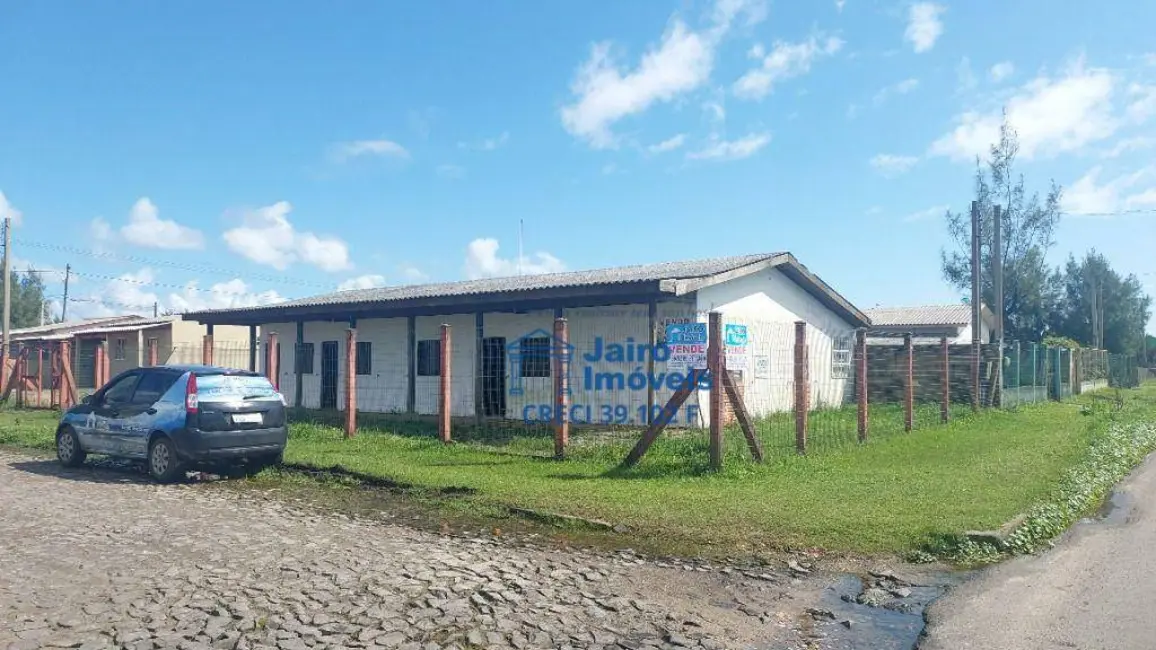 Foto 1 de Casa com 5 quartos à venda, 375m2 em Cidreira - RS