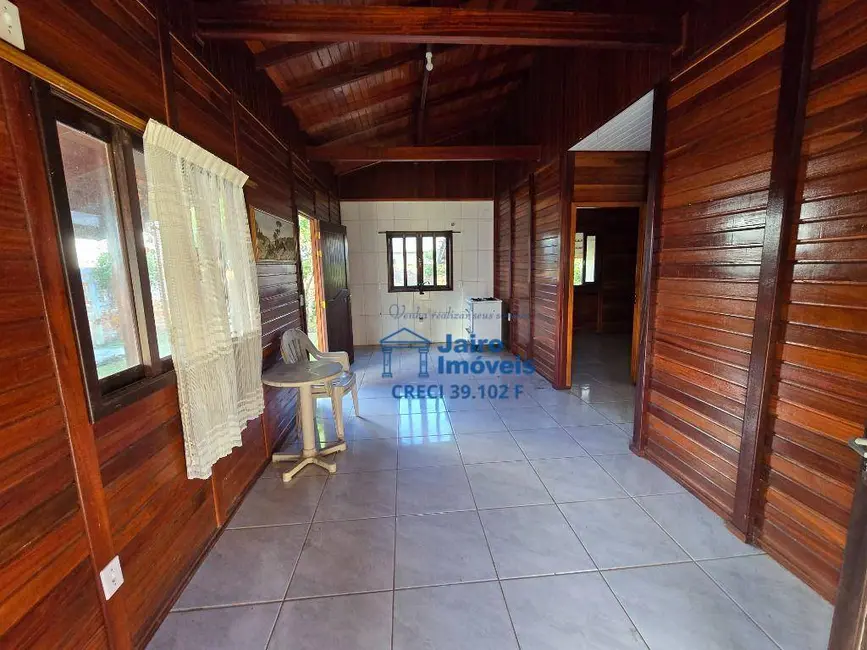 Casa com 2 quartos à venda em Tramandai - RS - imagem 5 Foto 5 de Casa com 2 quartos à venda em Tramandai - RS
