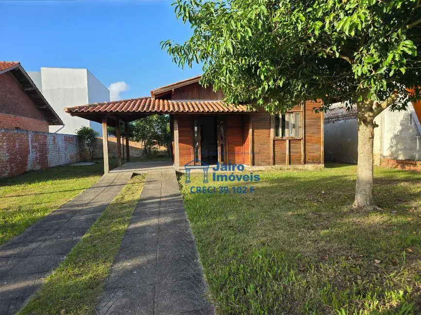 Casa com 2 quartos à venda em Tramandai - RS - imagem 3 Foto 3 de Casa com 2 quartos à venda em Tramandai - RS