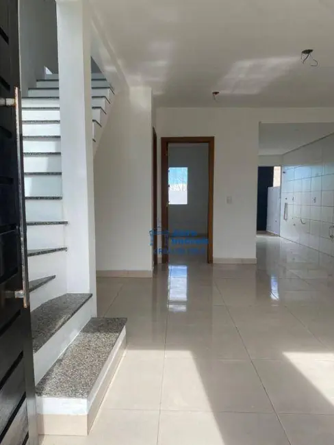 Foto 4 de Sobrado com 3 quartos à venda, 86m2 em Tramandai - RS