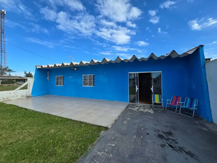 Casa com 2 quartos à venda, 300m2 em Cidreira - RS - imagem 1 Foto 1 de Casa com 2 quartos à venda, 300m2 em Cidreira - RS