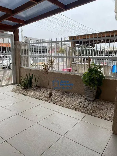Sobrado com 2 quartos à venda em Centro, Tramandai - RS - imagem 3 Foto 3 de Sobrado com 2 quartos à venda em Centro, Tramandai - RS