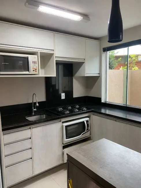 Sobrado com 2 quartos à venda em Centro, Tramandai - RS - imagem 7 Foto 7 de Sobrado com 2 quartos à venda em Centro, Tramandai - RS