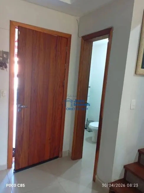 Sobrado com 2 quartos à venda em Centro, Tramandai - RS - imagem 8 Foto 8 de Sobrado com 2 quartos à venda em Centro, Tramandai - RS