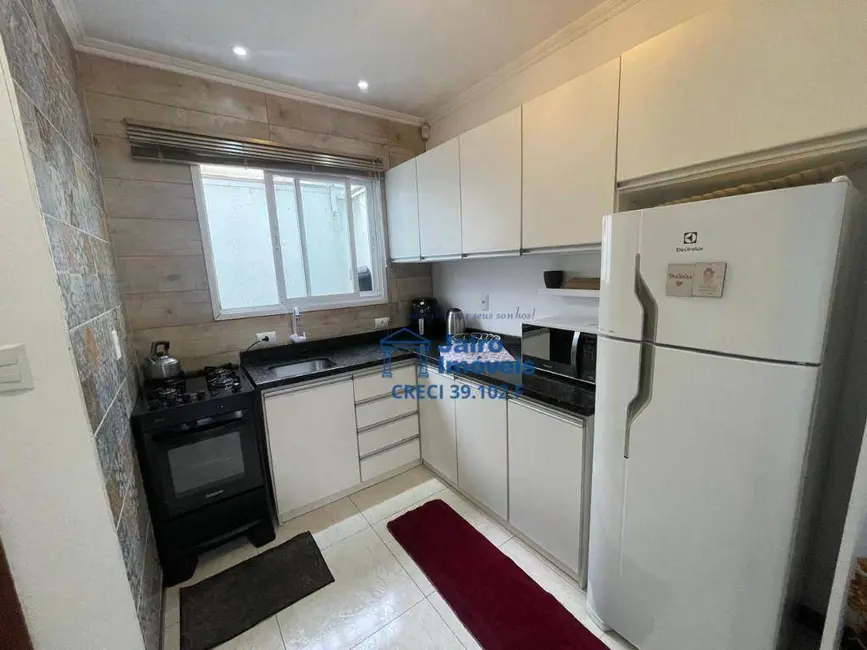 Sobrado com 2 quartos à venda em Tramandai - RS - imagem 5 Foto 5 de Sobrado com 2 quartos à venda em Tramandai - RS