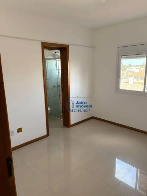 Foto 8 de Apartamento com 2 quartos à venda, 93m2 em Tramandai - RS