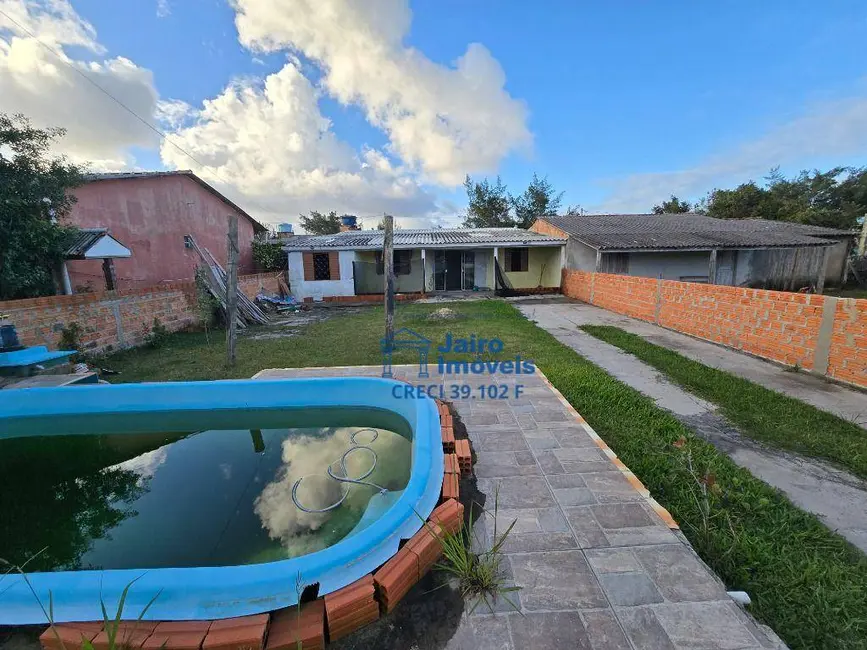 Foto 4 de Casa com 3 quartos à venda, 300m2 em Balneario Pinhal - RS