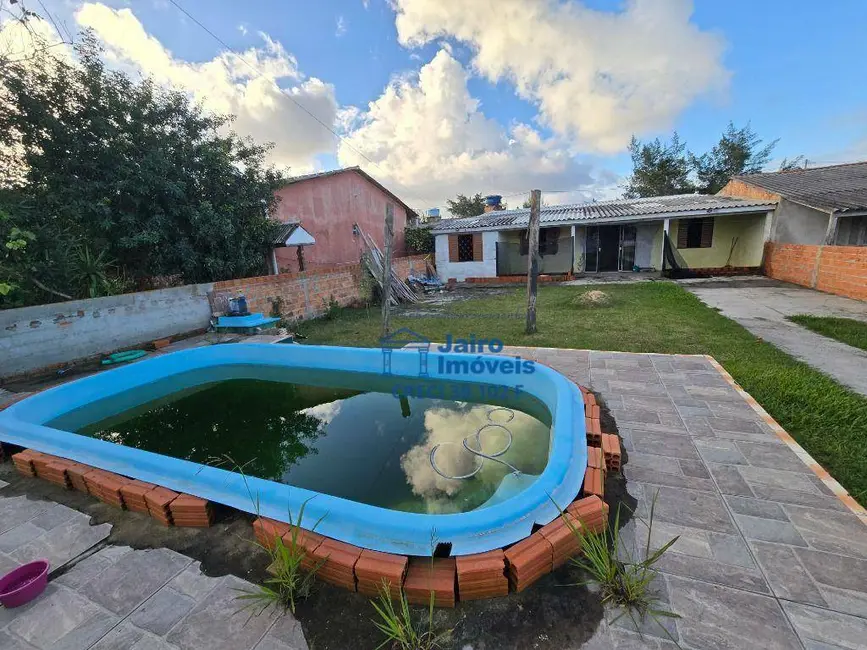 Foto 5 de Casa com 3 quartos à venda, 300m2 em Balneario Pinhal - RS