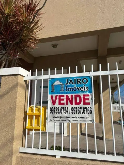 Foto 2 de Sobrado com 3 quartos à venda em Tramandai - RS