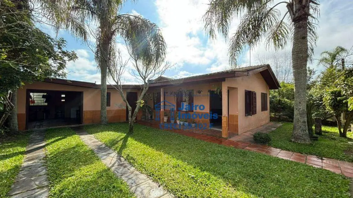 Foto 1 de Casa com 3 quartos à venda, 450m2 em Balneario Pinhal - RS