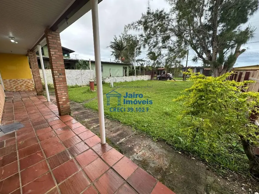 Foto 3 de Casa com 3 quartos à venda, 360m2 em Balneario Pinhal - RS
