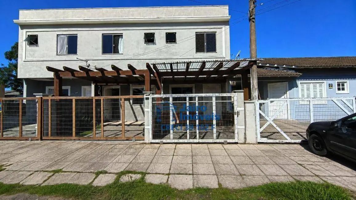 Sobrado com 2 quartos à venda em Tramandai - RS - imagem 1 Foto 1 de Sobrado com 2 quartos à venda em Tramandai - RS
