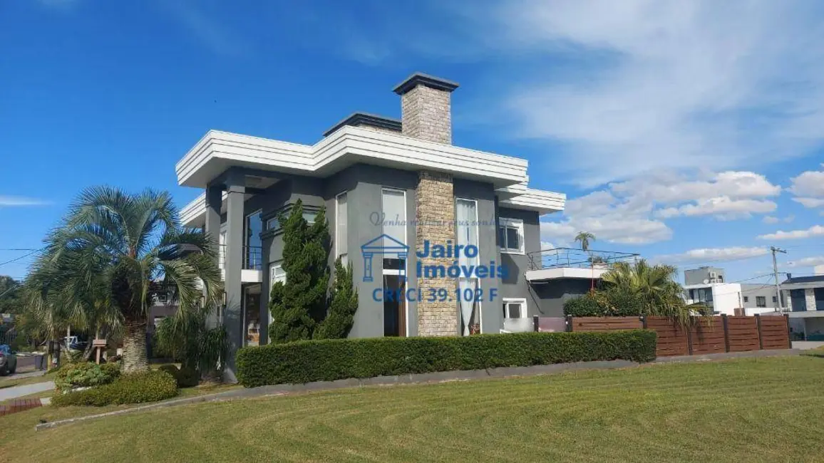 Casa de Condomínio com 4 quartos à venda, 235m2 em Tramandai - RS - imagem 2 Foto 2 de Casa de Condomínio com 4 quartos à venda, 235m2 em Tramandai - RS