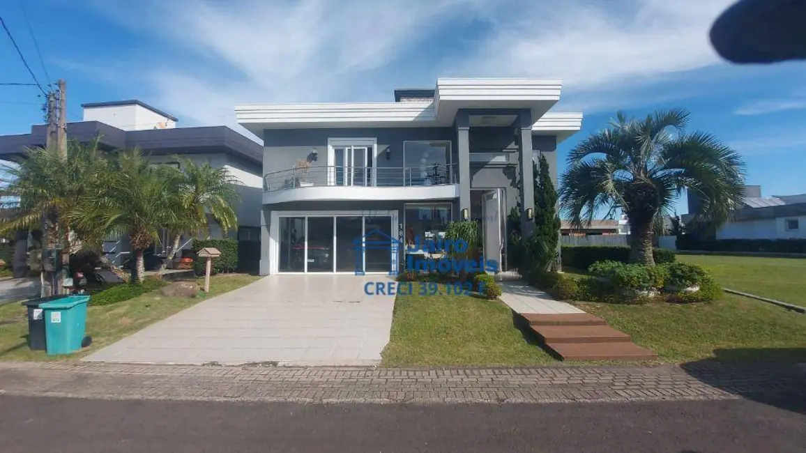 Casa de Condomínio com 4 quartos à venda, 235m2 em Tramandai - RS - imagem 1 Foto 1 de Casa de Condomínio com 4 quartos à venda, 235m2 em Tramandai - RS