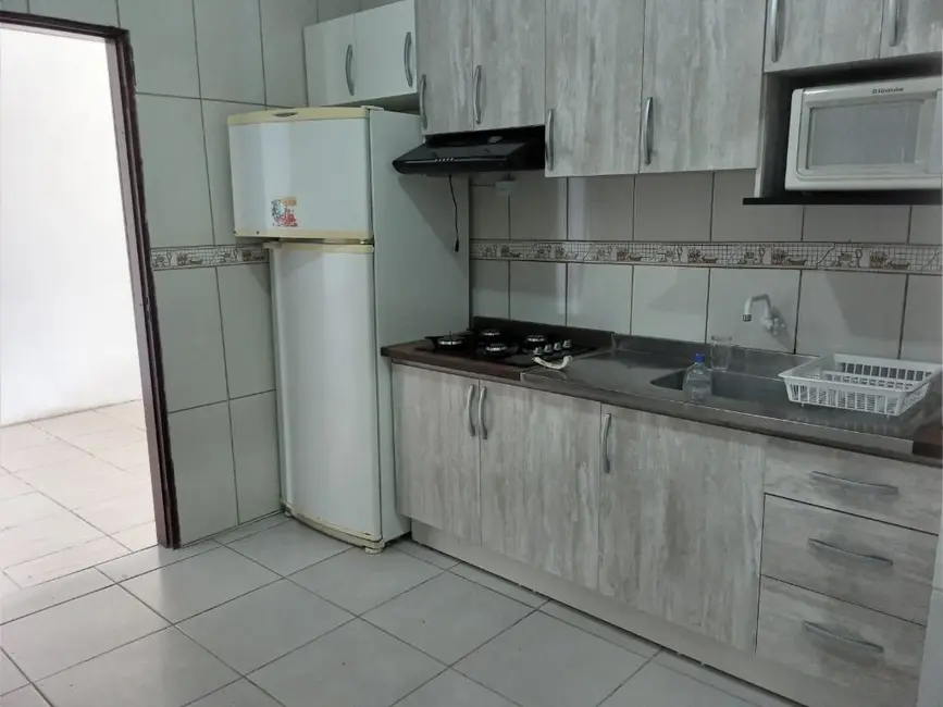 Casa com 5 quartos à venda, 580m2 em Centro, Tramandai - RS - imagem 8 Foto 8 de Casa com 5 quartos à venda, 580m2 em Centro, Tramandai - RS