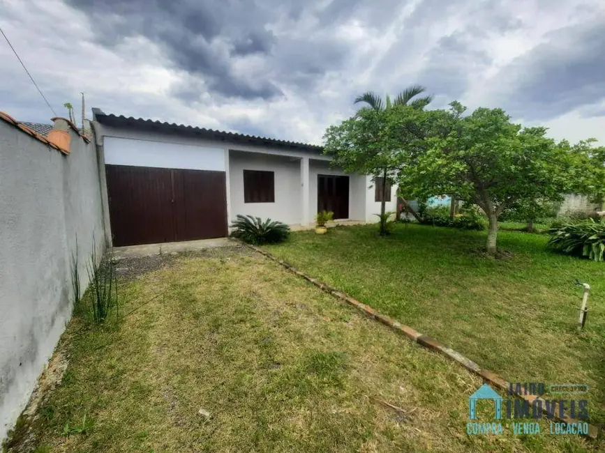 Casa com 5 quartos à venda, 580m2 em Centro, Tramandai - RS - imagem 2 Foto 2 de Casa com 5 quartos à venda, 580m2 em Centro, Tramandai - RS