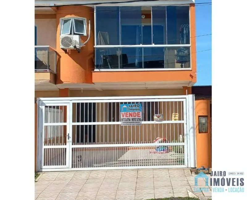 Sobrado com 3 quartos à venda, 115m2 em Tramandai - RS - imagem 1 Foto 1 de Sobrado com 3 quartos à venda, 115m2 em Tramandai - RS