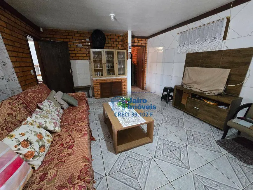 Foto 8 de Casa com 2 quartos à venda, 225m2 em Centro, Balneario Pinhal - RS