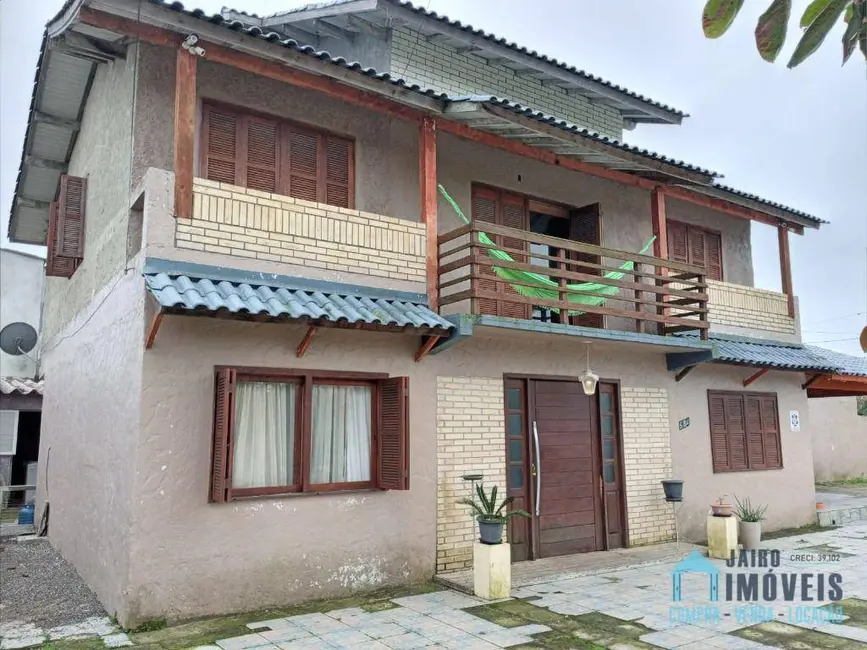 Foto 4 de Casa com 4 quartos à venda, 500m2 em Tramandai - RS