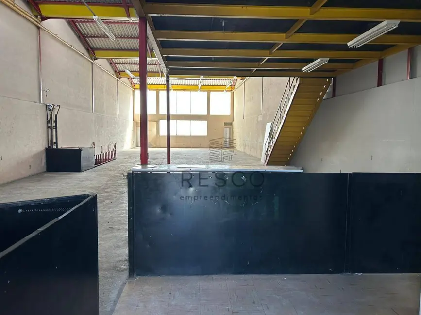 Foto 3 de Armazém / Galpão para alugar, 746m2 em Cerâmica, Sao Caetano Do Sul - SP