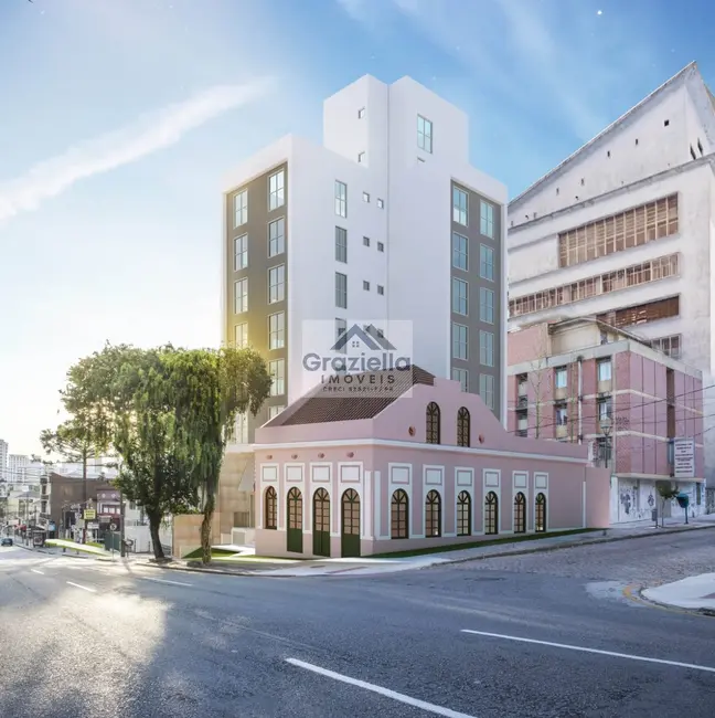 Foto 1 de Terreno / Lote à venda, 378m2 em Centro, Curitiba - PR