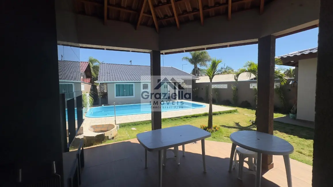 Casa com 3 quartos à venda, 150m2 em Itapoa - SC - imagem 3 Foto 3 de Casa com 3 quartos à venda, 150m2 em Itapoa - SC