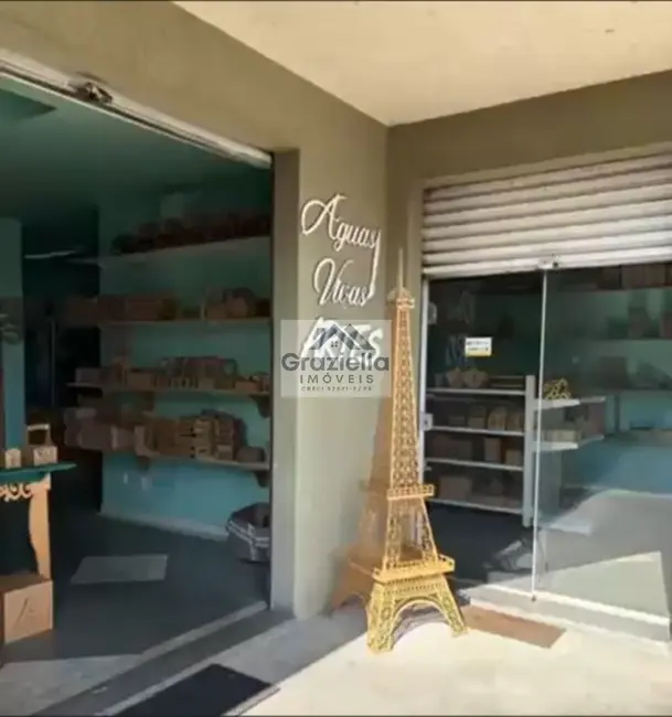 Foto 1 de Armazém / Galpão à venda, 80m2 em Xaxim, Curitiba - PR
