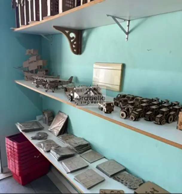 Armazém / Galpão à venda, 80m2 em Xaxim, Curitiba - PR - imagem 4 Foto 4 de Armazém / Galpão à venda, 80m2 em Xaxim, Curitiba - PR