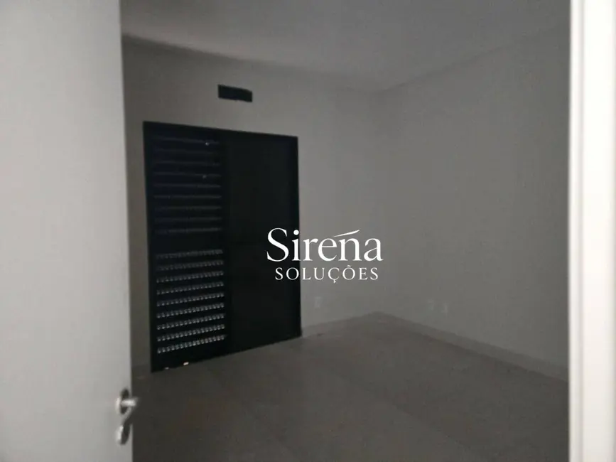 Casa com 3 quartos à venda e para alugar, 362m2 em Holambra - SP - imagem 8 Foto 8 de Casa com 3 quartos à venda e para alugar, 362m2 em Holambra - SP