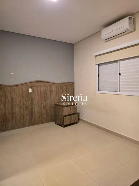 Casa de Condomínio com 3 quartos à venda e para alugar, 450m2 em Holambra - SP - imagem 2 Foto 2 de Casa de Condomínio com 3 quartos à venda e para alugar, 450m2 em Holambra - SP