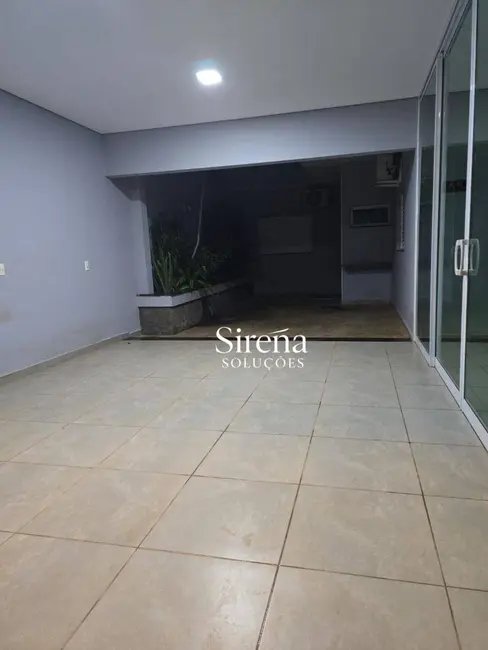 Casa de Condomínio com 3 quartos à venda e para alugar, 450m2 em Holambra - SP - imagem 3 Foto 3 de Casa de Condomínio com 3 quartos à venda e para alugar, 450m2 em Holambra - SP