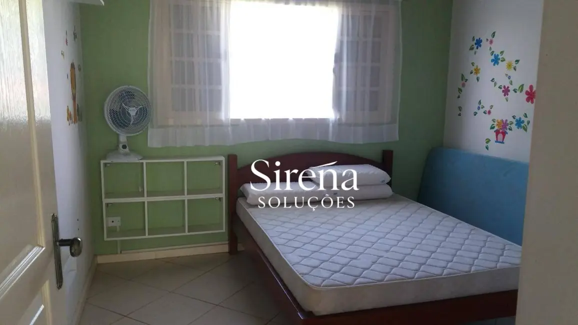 Foto 2 de Sobrado com 4 quartos à venda, 450m2 em Martim de Sá, Caraguatatuba - SP