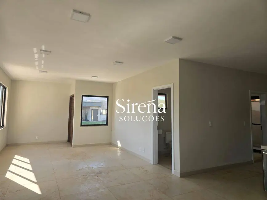 Casa de Condomínio com 3 quartos à venda e para alugar, 362m2 em Holambra - SP - imagem 1 Foto 1 de Casa de Condomínio com 3 quartos à venda e para alugar, 362m2 em Holambra - SP