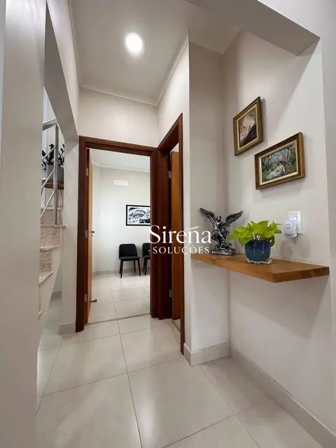 Sobrado com 3 quartos à venda, 500m2 em Holambra - SP - imagem 6 Foto 6 de Sobrado com 3 quartos à venda, 500m2 em Holambra - SP