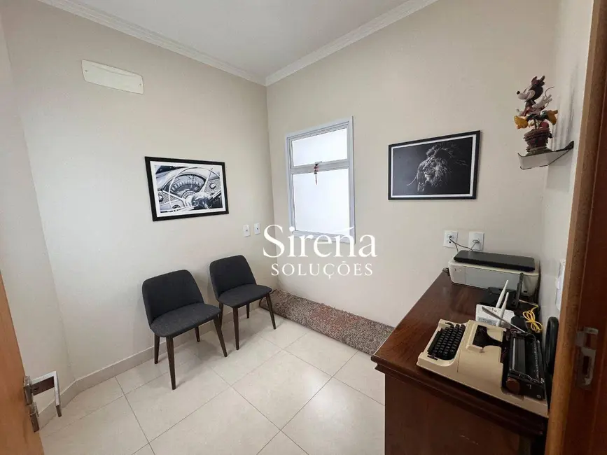 Sobrado com 3 quartos à venda, 500m2 em Holambra - SP - imagem 9 Foto 9 de Sobrado com 3 quartos à venda, 500m2 em Holambra - SP