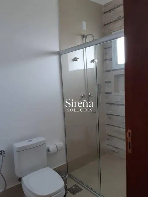 Sobrado com 4 quartos à venda, 420m2 em Holambra - SP - imagem 8 Foto 8 de Sobrado com 4 quartos à venda, 420m2 em Holambra - SP