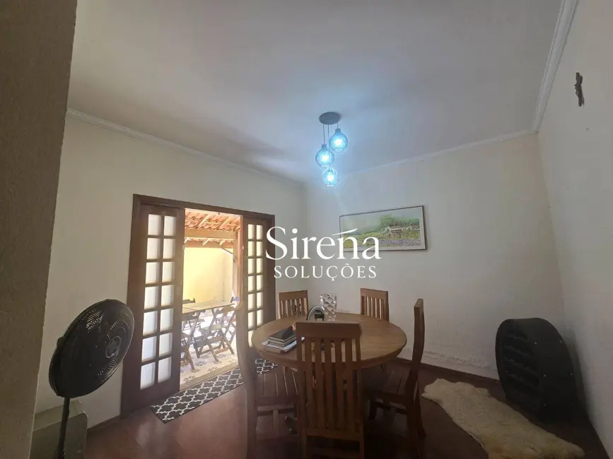 Casa com 3 quartos à venda, 312m2 em Holambra - SP - imagem 8 Foto 8 de Casa com 3 quartos à venda, 312m2 em Holambra - SP