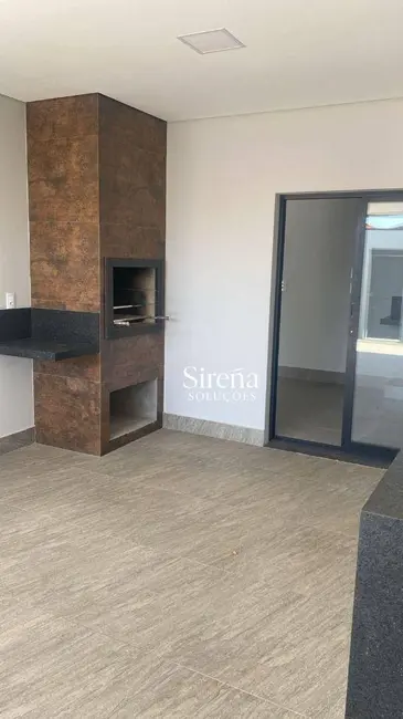 Casa com 3 quartos à venda, 250m2 em Holambra - SP - imagem 4 Foto 4 de Casa com 3 quartos à venda, 250m2 em Holambra - SP