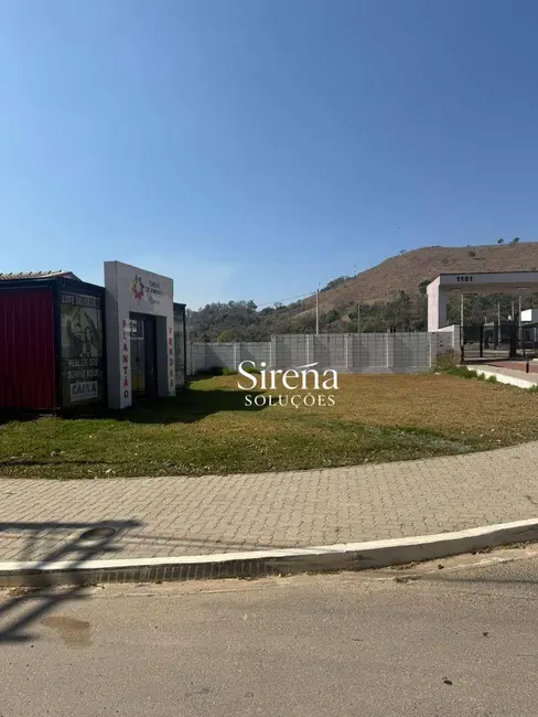 Foto 4 de Terreno / Lote à venda, 319m2 em Amparo - SP