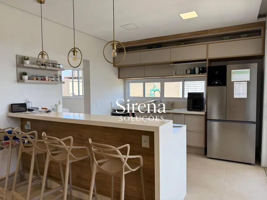 Sobrado com 3 quartos à venda, 419m2 em Holambra - SP - imagem 5 Foto 5 de Sobrado com 3 quartos à venda, 419m2 em Holambra - SP