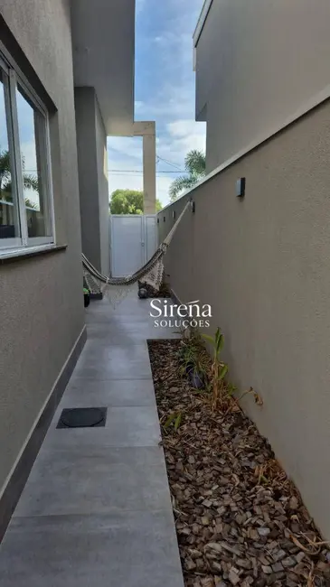 Casa de Condomínio com 3 quartos à venda, 360m2 em Holambra - SP - imagem 2 Foto 2 de Casa de Condomínio com 3 quartos à venda, 360m2 em Holambra - SP