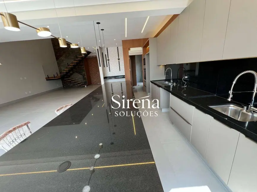 Foto 9 de Sobrado com 4 quartos à venda, 312m2 em Jardins Di Roma, Indaiatuba - SP