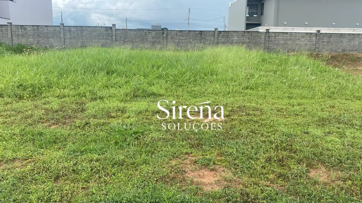Foto 1 de Terreno / Lote à venda, 360m2 em Holambra - SP
