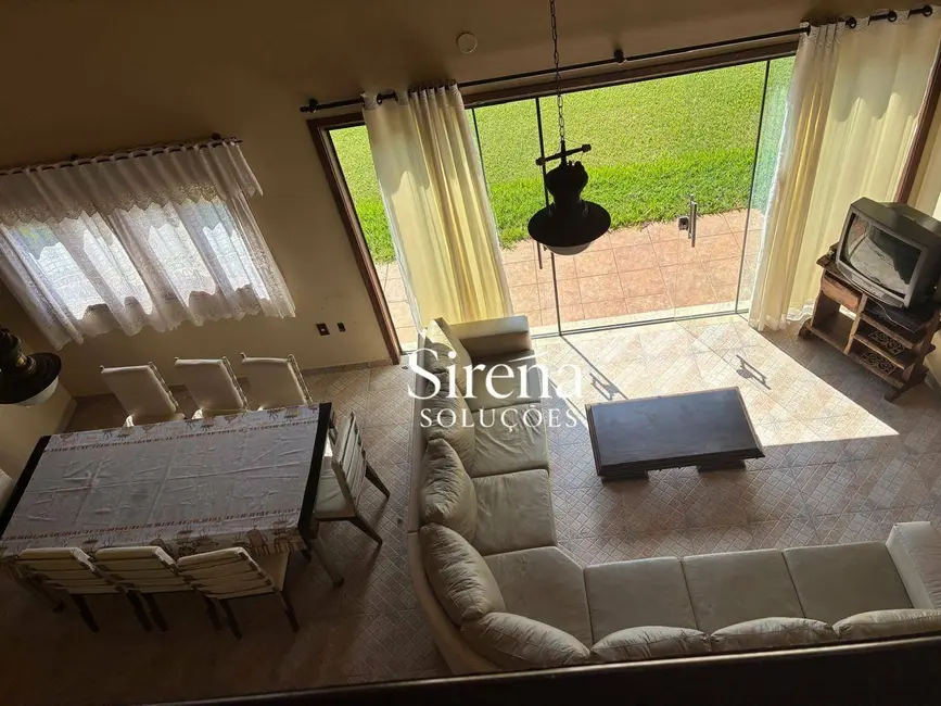 Foto 2 de Casa de Condomínio com 3 quartos à venda e para alugar, 5531m2 em Jaguariuna - SP