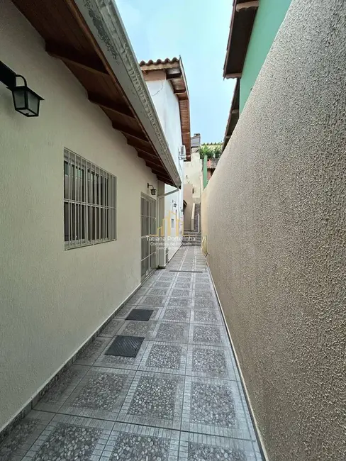 Foto 1 de Casa com 2 quartos à venda, 172m2 em Cipava, Osasco - SP