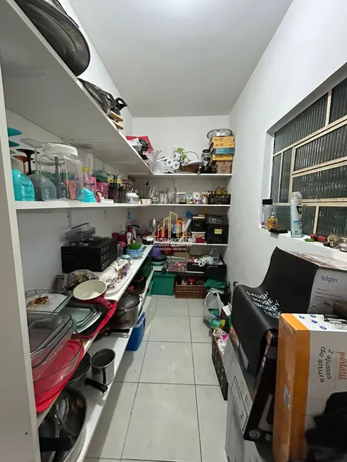 Foto 9 de Casa com 4 quartos à venda, 223m2 em Veloso, Osasco - SP