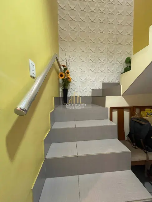Casa com 5 quartos à venda, 378m2 em Santa Maria, Osasco - SP - imagem 4 Foto 4 de Casa com 5 quartos à venda, 378m2 em Santa Maria, Osasco - SP