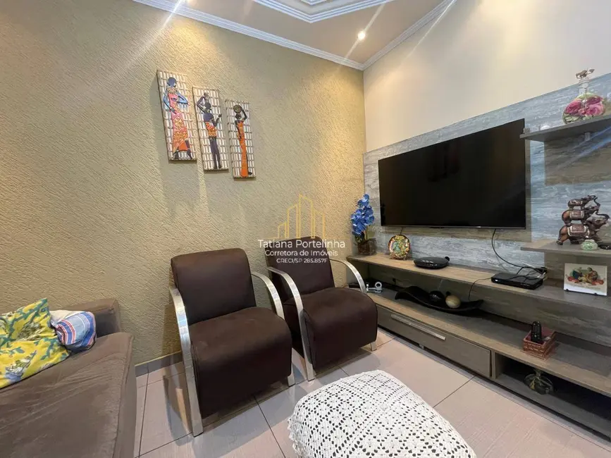 Casa com 5 quartos à venda, 378m2 em Santa Maria, Osasco - SP - imagem 2 Foto 2 de Casa com 5 quartos à venda, 378m2 em Santa Maria, Osasco - SP