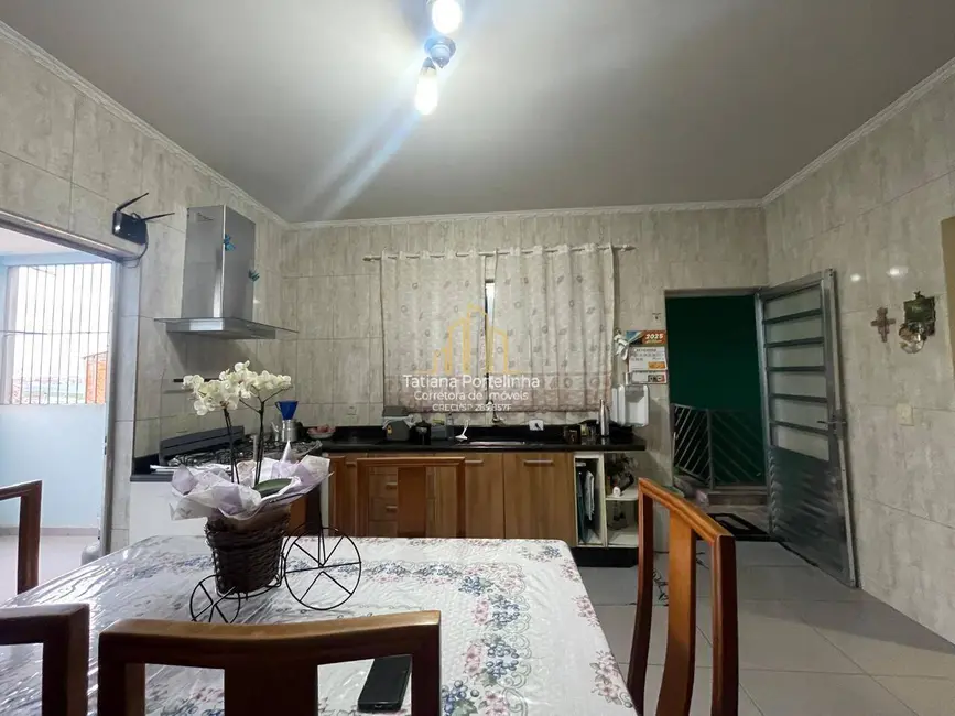 Casa com 5 quartos à venda, 378m2 em Santa Maria, Osasco - SP - imagem 8 Foto 8 de Casa com 5 quartos à venda, 378m2 em Santa Maria, Osasco - SP
