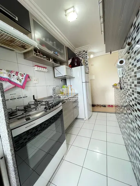 Foto 8 de Apartamento com 2 quartos à venda, 50m2 em Vila Mercês, Carapicuiba - SP